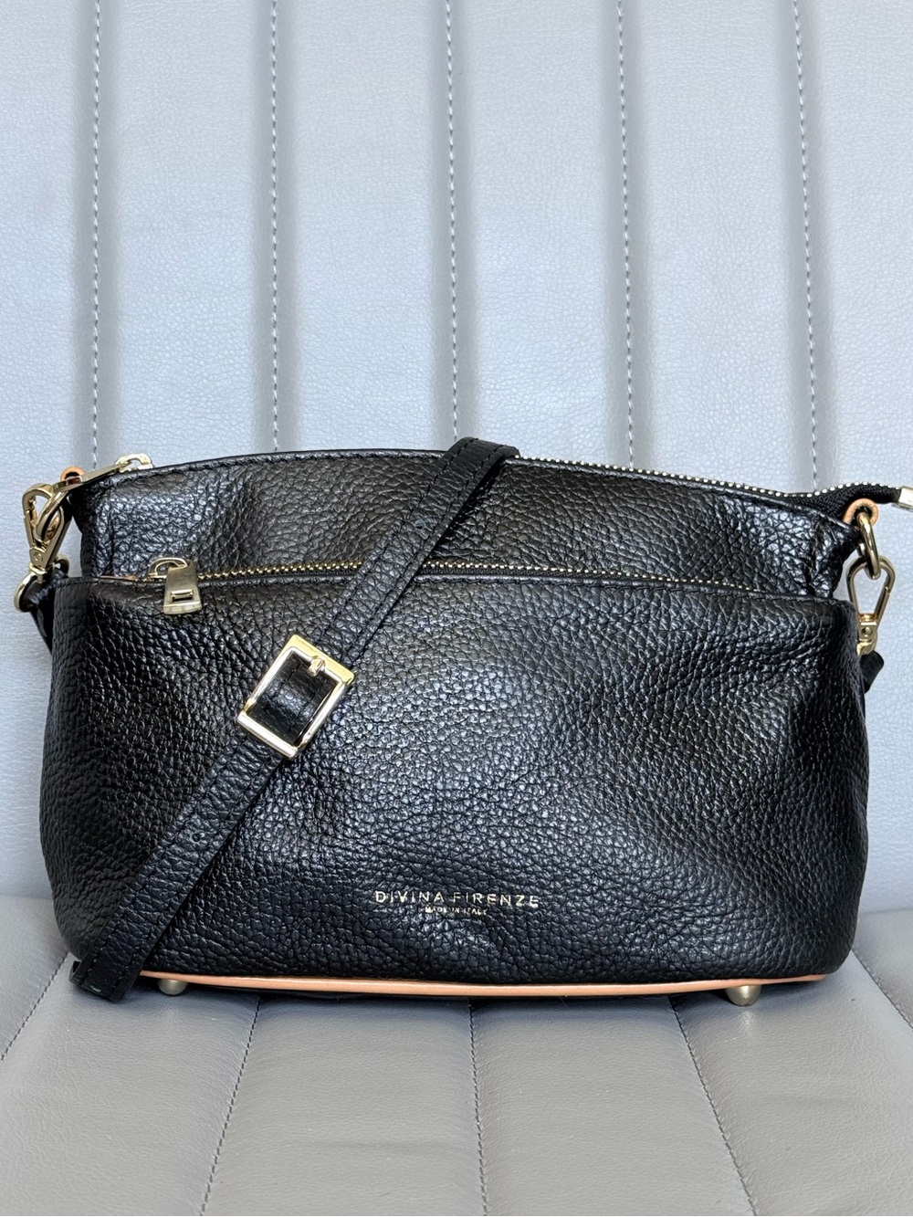 Divina Firenze Lilia Tripple Zip Crossbody Bag